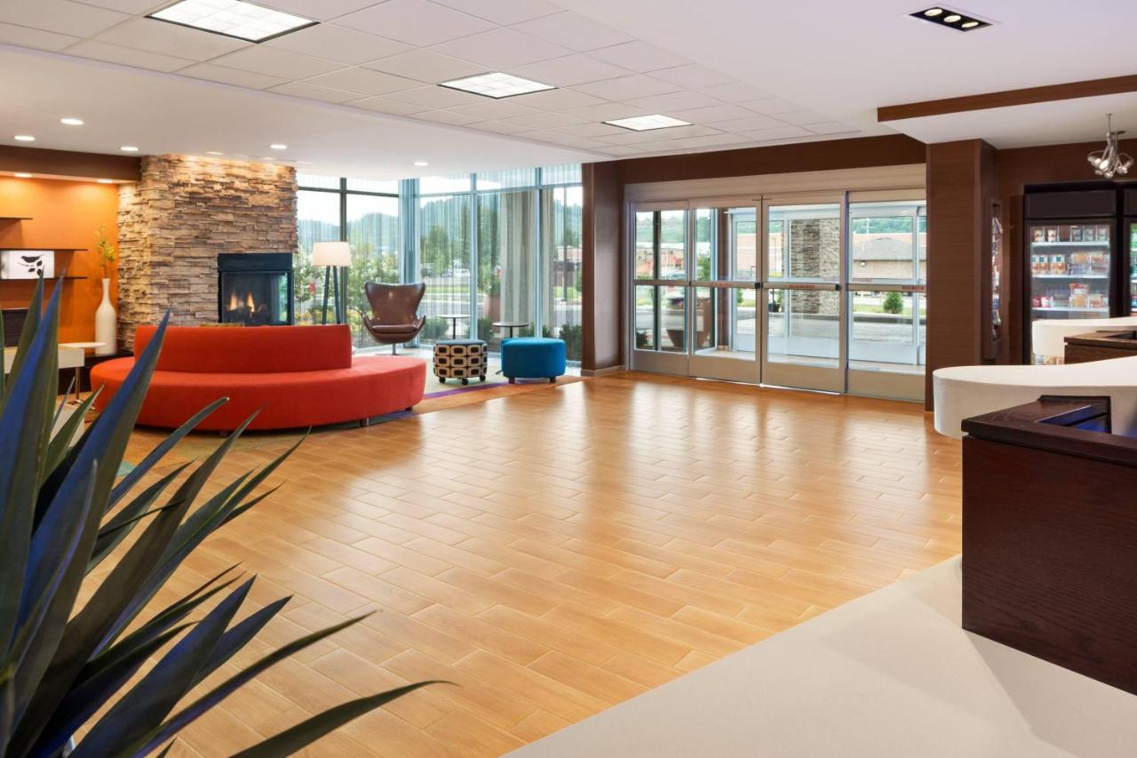 | Fairfield Inn & Suites Athens