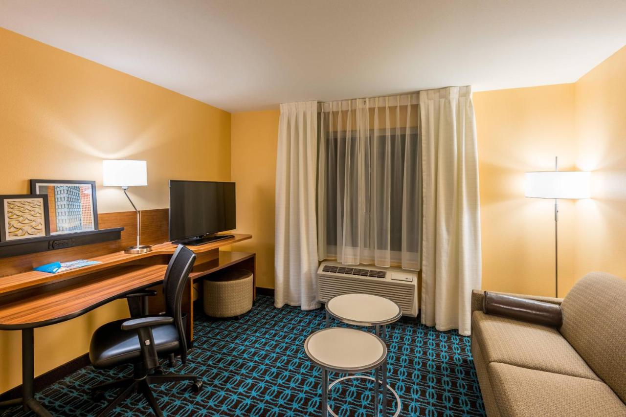 | Fairfield Inn & Suites by Marriott Atlanta Fairburn