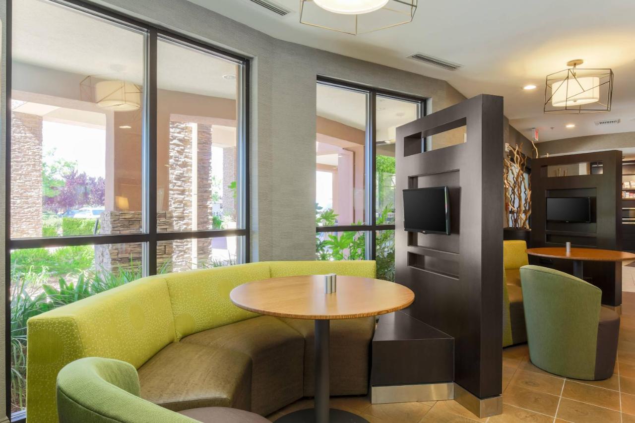  | Courtyard by Marriott Roseville Galleria Mall/Creekside Ridge Drive