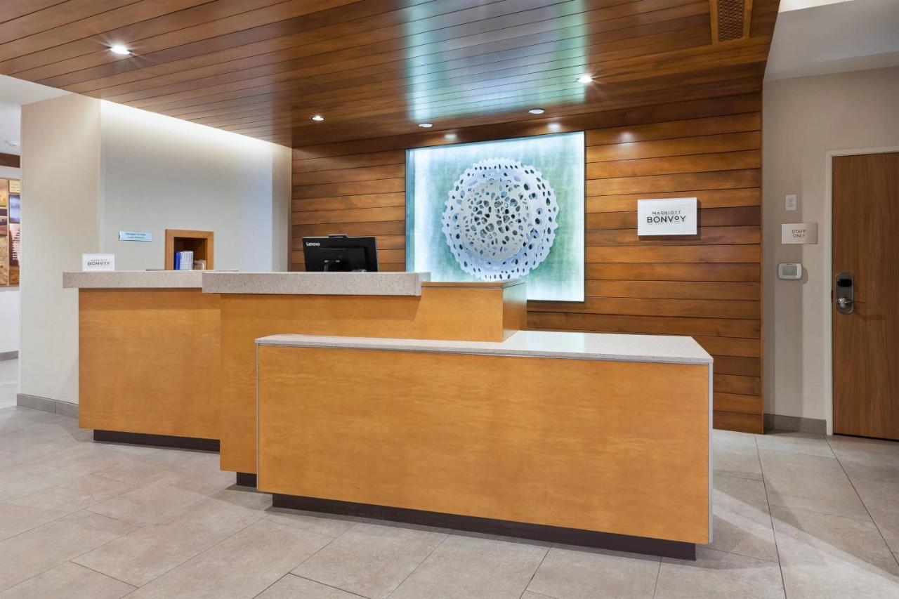 | Fairfield Inn & Suites by Marriott Kalamazoo