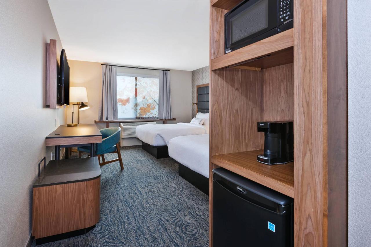 | Fairfield Inn & Suites by Marriott Kalamazoo