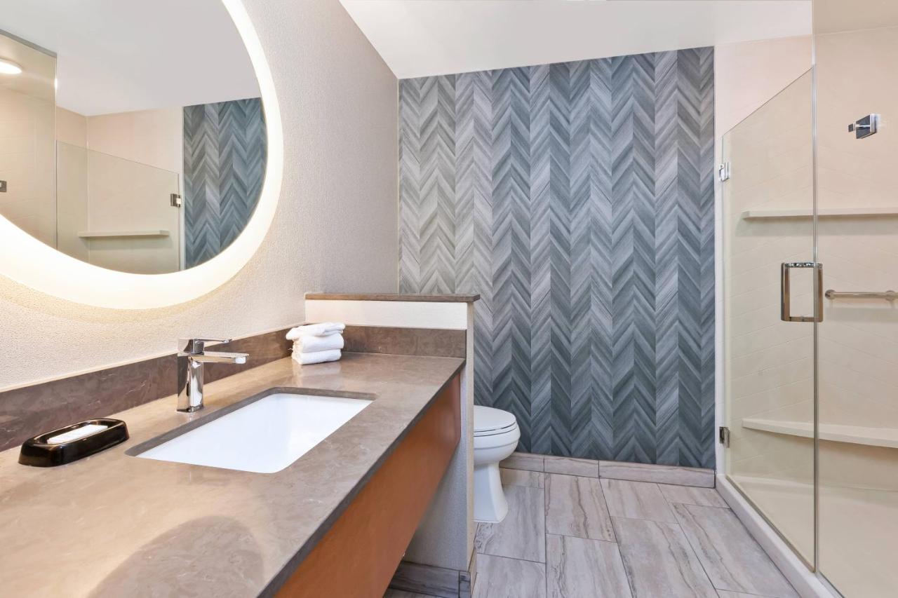 | Fairfield Inn & Suites by Marriott Kalamazoo