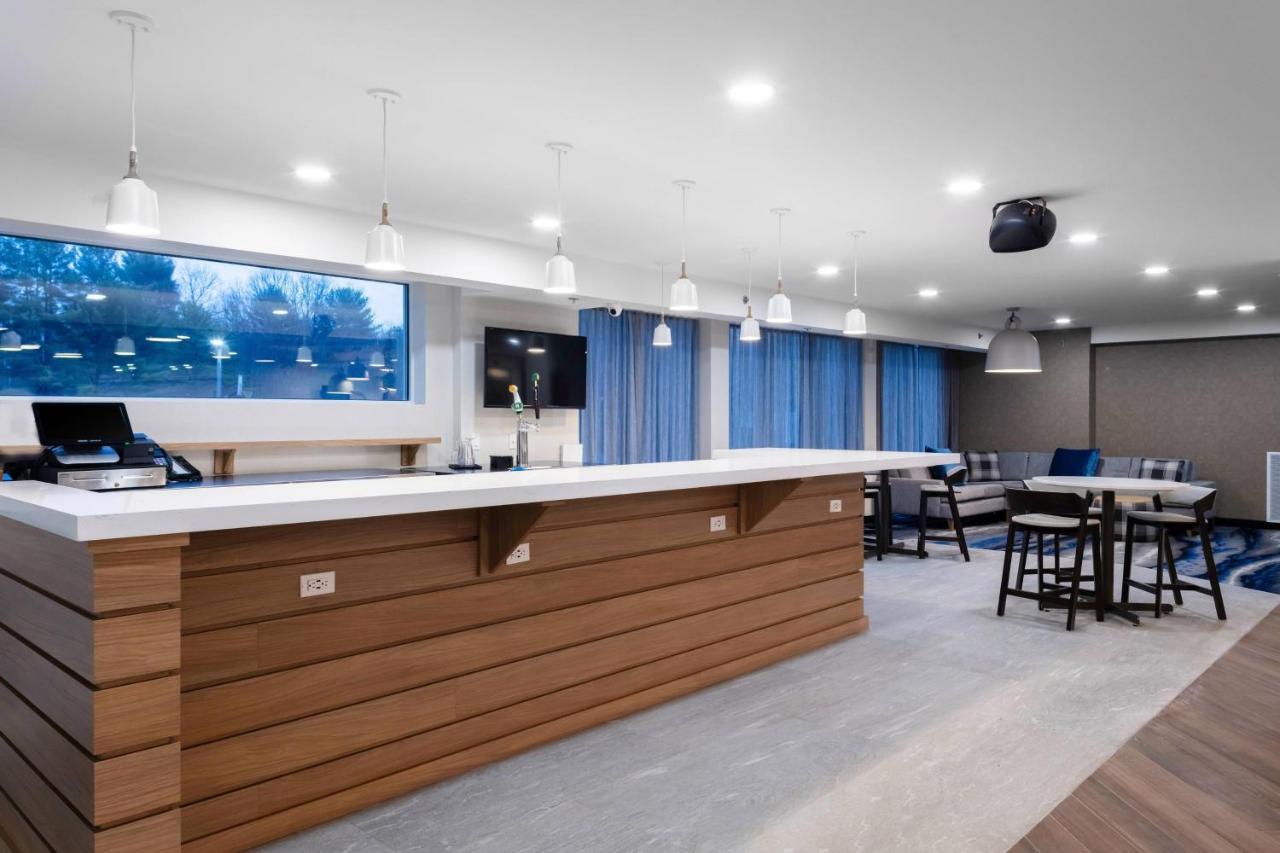 | Holiday Inn Springfield South - Enfield CT