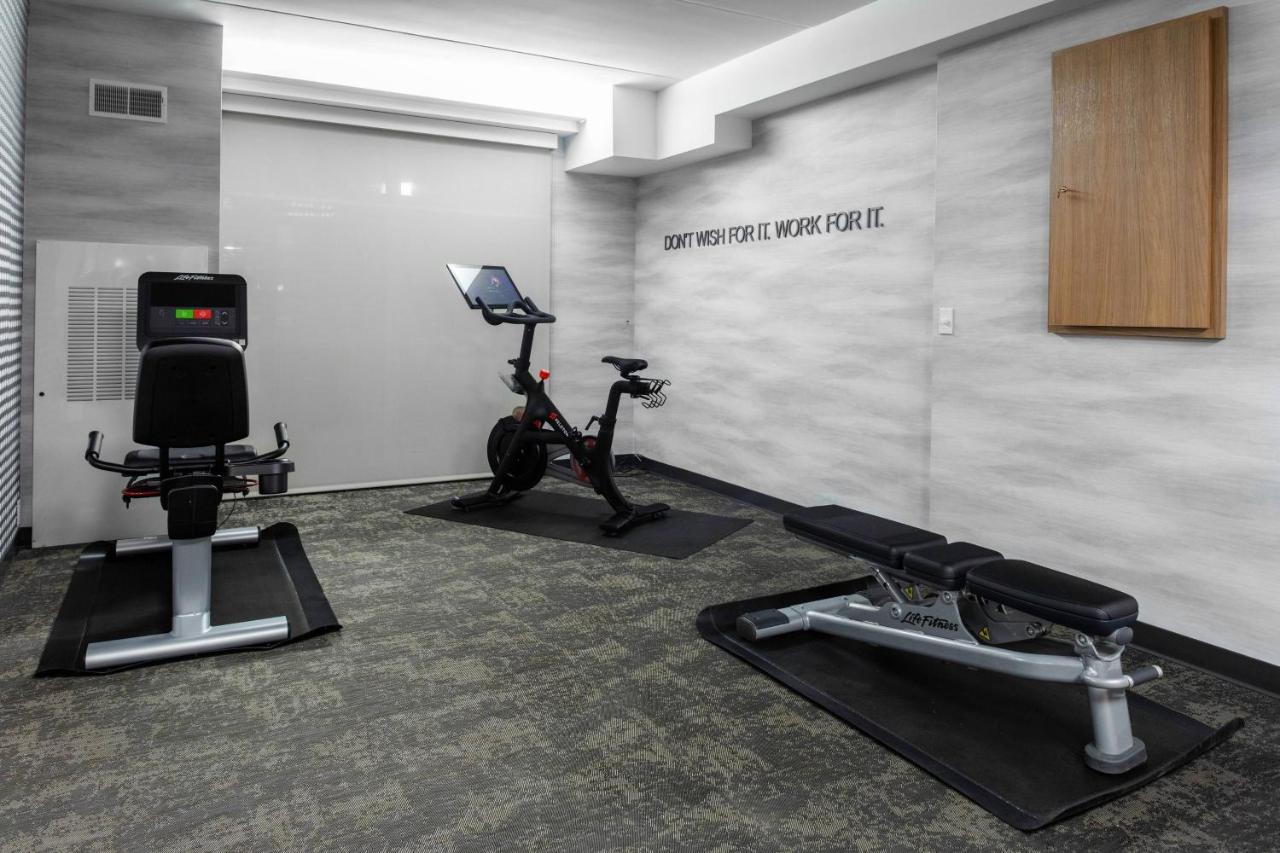 | Holiday Inn Springfield South - Enfield CT
