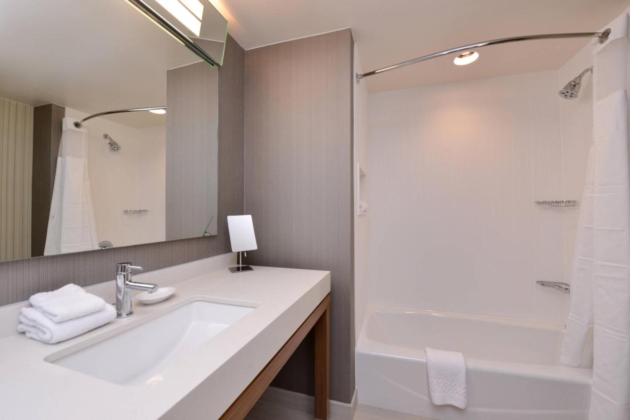 Queen Room with Two Queen Beds at Courtyard by Marriott Toledo North