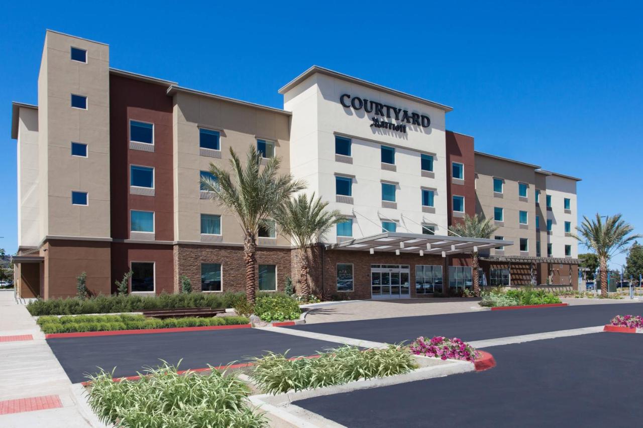 | Courtyard by Marriott San Diego El Cajon