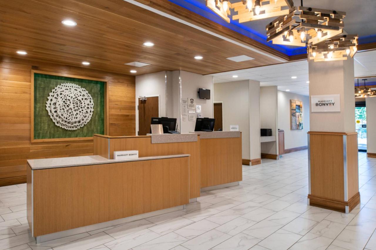  | Fairfield Inn and Suites by Marriott Bakersfield Central