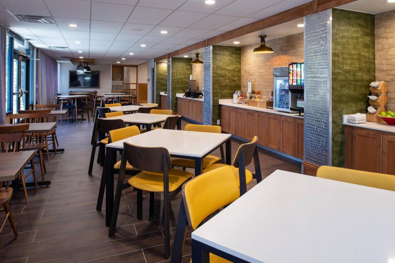  | Fairfield Inn and Suites by Marriott Bakersfield Central