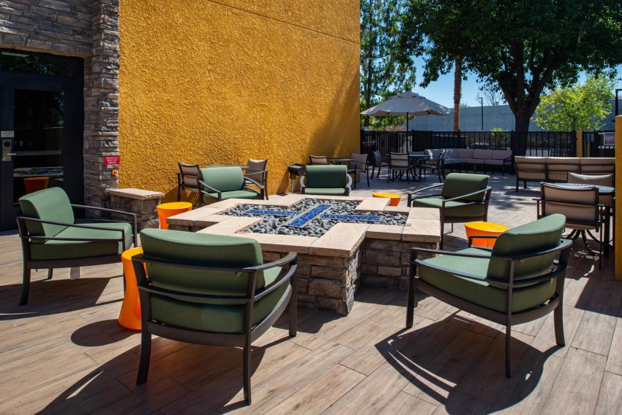  | Fairfield Inn and Suites by Marriott Bakersfield Central