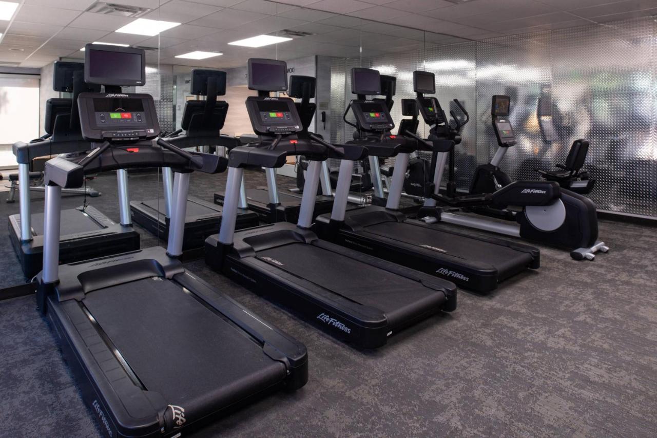  | Fairfield Inn and Suites by Marriott Bakersfield Central