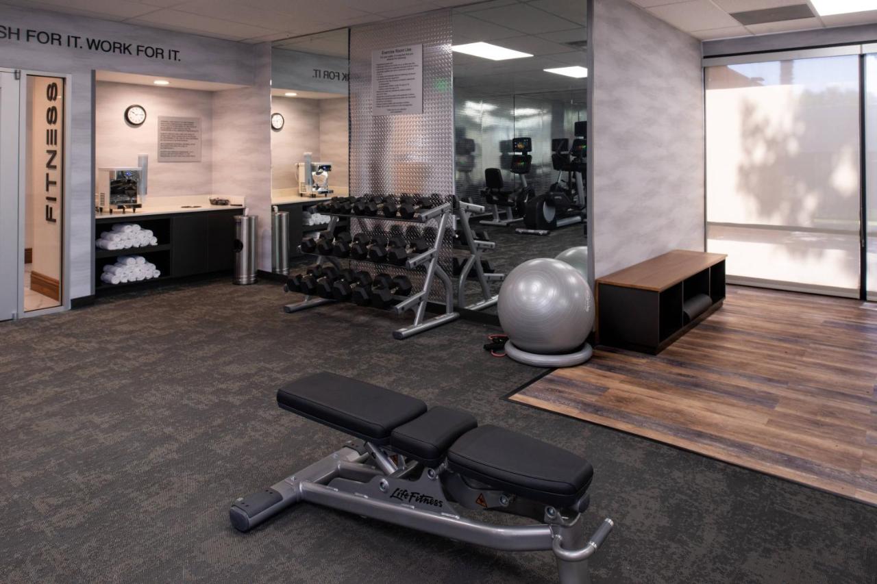  | Fairfield Inn and Suites by Marriott Bakersfield Central