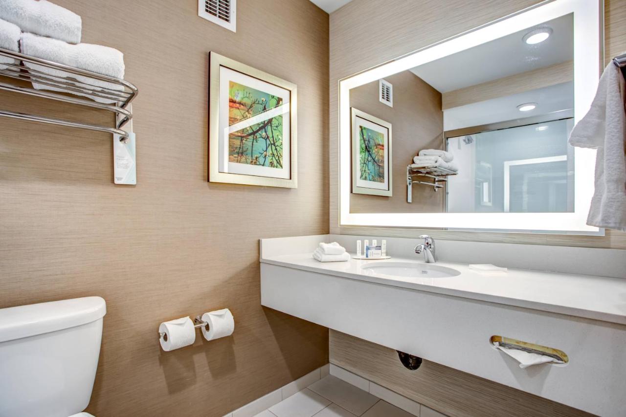  | Fairfield Inn & Suites by Marriott Springfield Holyoke
