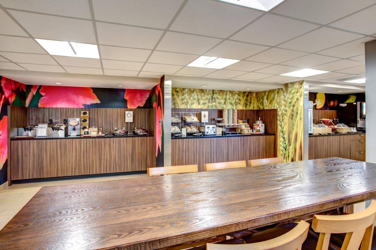  | Fairfield Inn & Suites by Marriott Springfield Holyoke