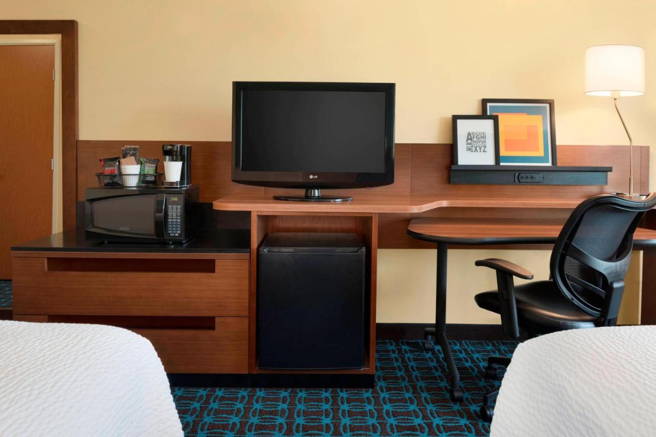 | Fairfield Inn & Suites Hartford Manchester