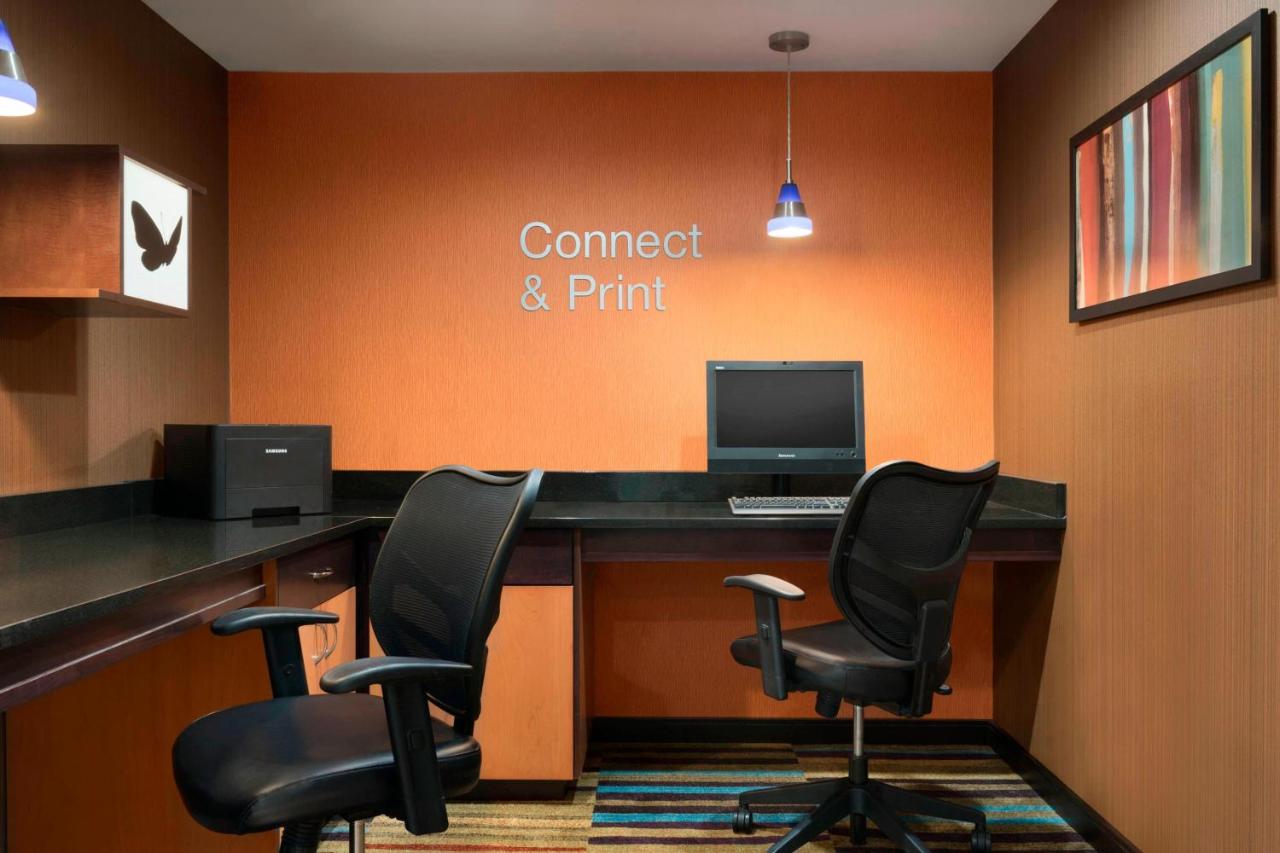 | Fairfield Inn & Suites Hartford Manchester