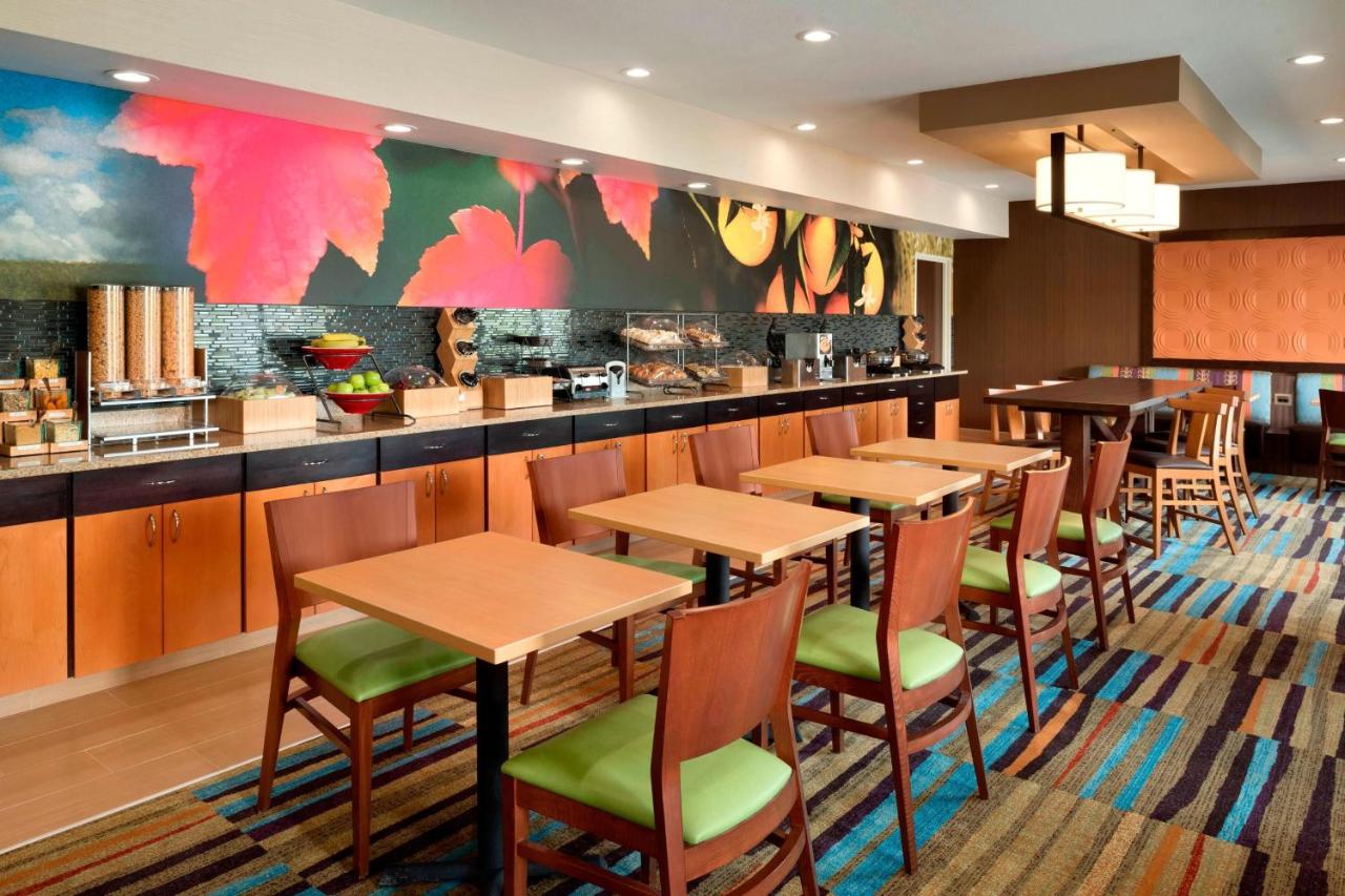 | Fairfield Inn & Suites Hartford Manchester