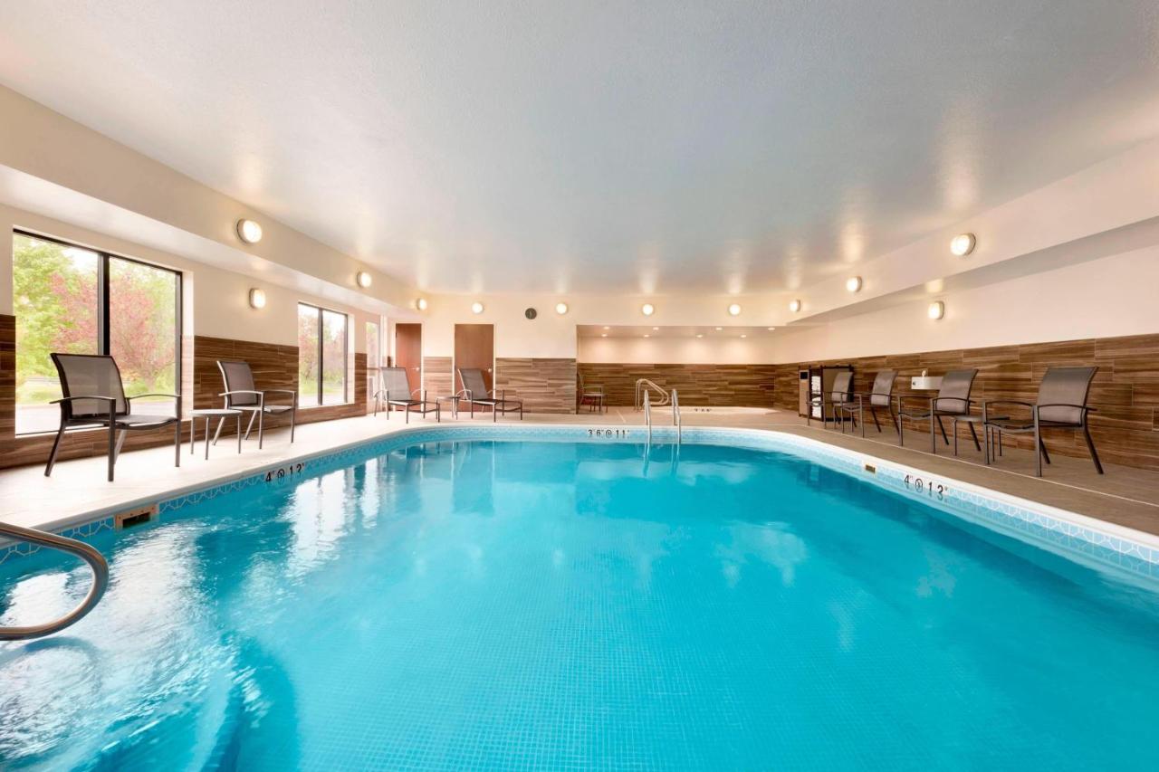 | Fairfield Inn & Suites Hartford Manchester