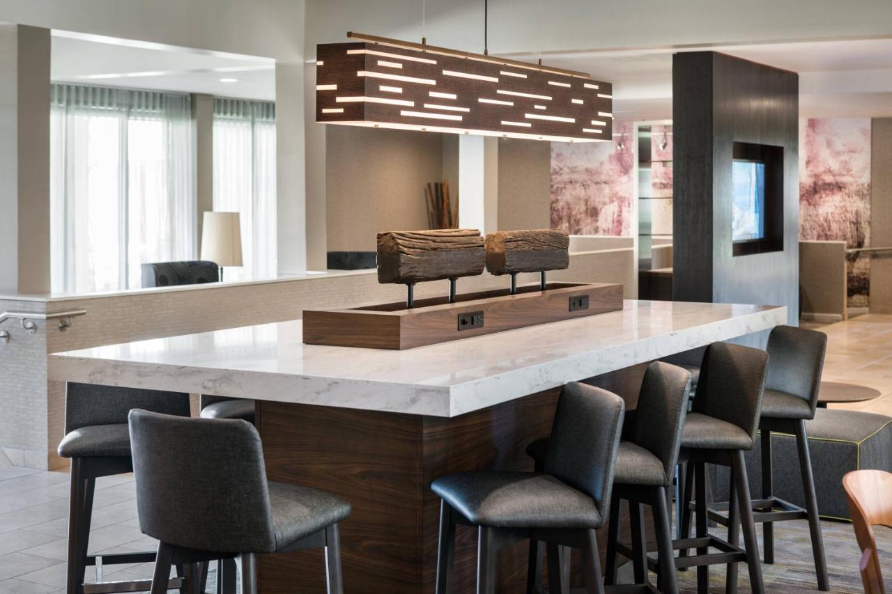 | Courtyard by Marriott San Diego Sorrento Valley