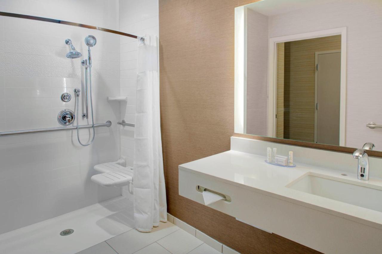  | Fairfield Inn & Suites by Marriott Bakersfield North/Airport