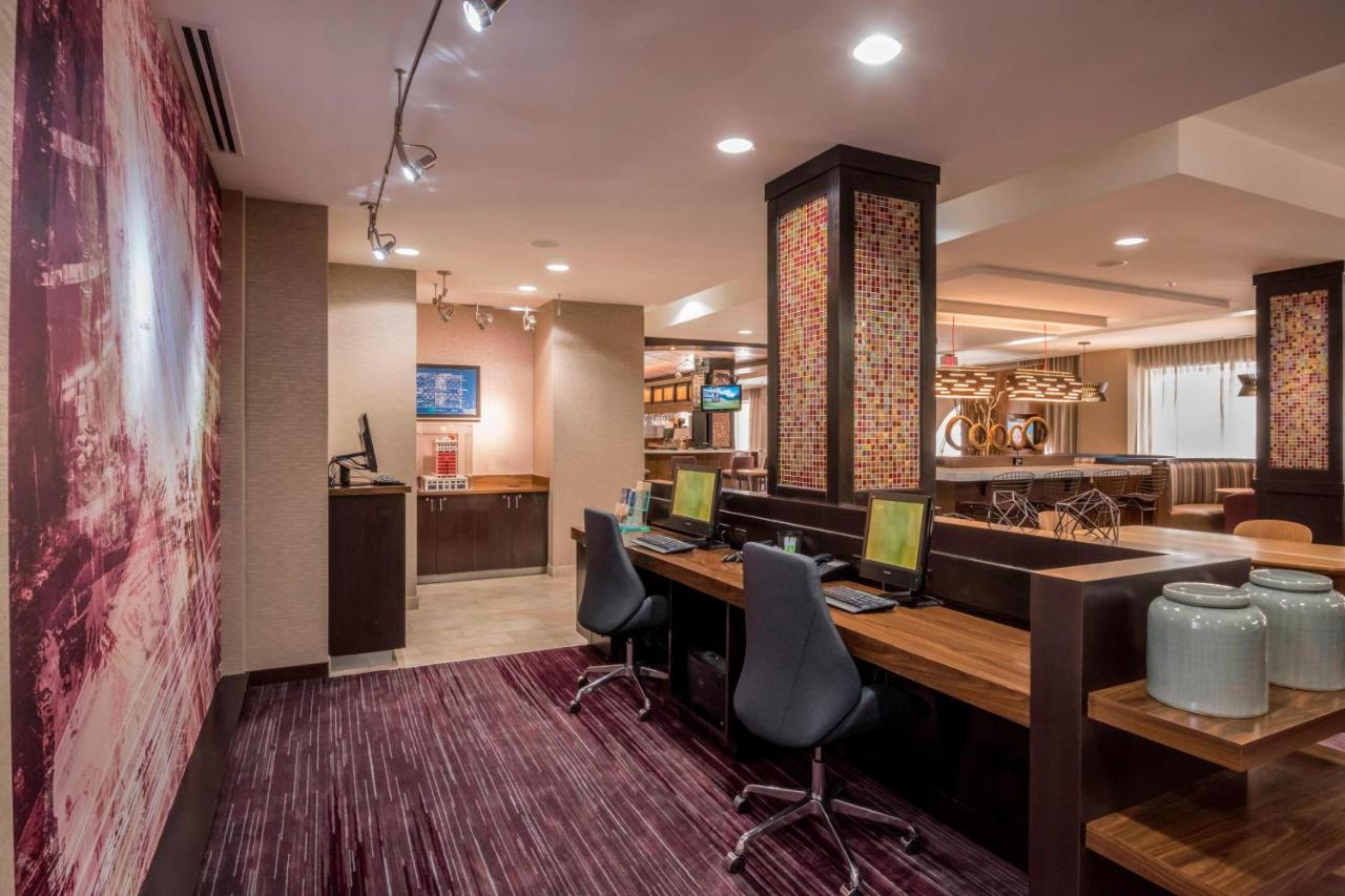 | Courtyard by Marriott Tulsa Downtown