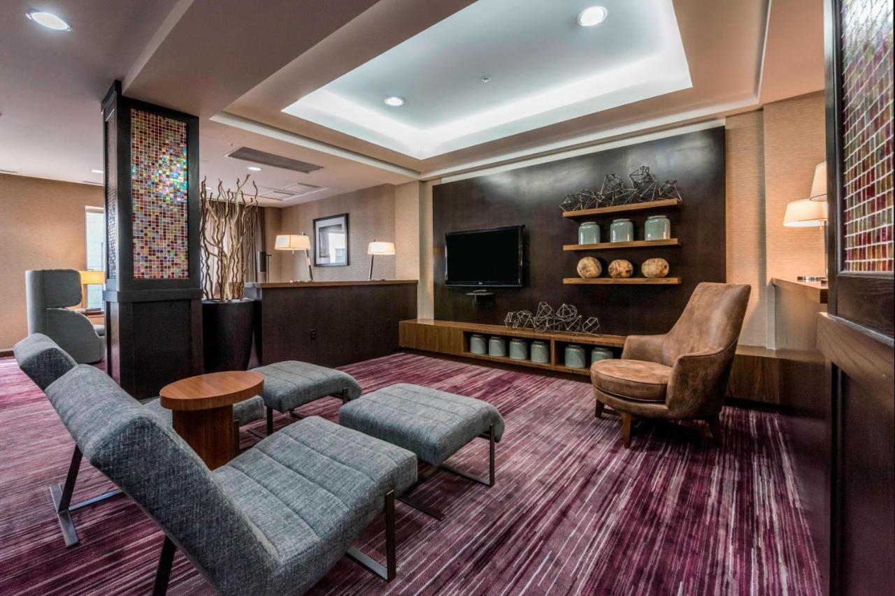 | Courtyard by Marriott Tulsa Downtown