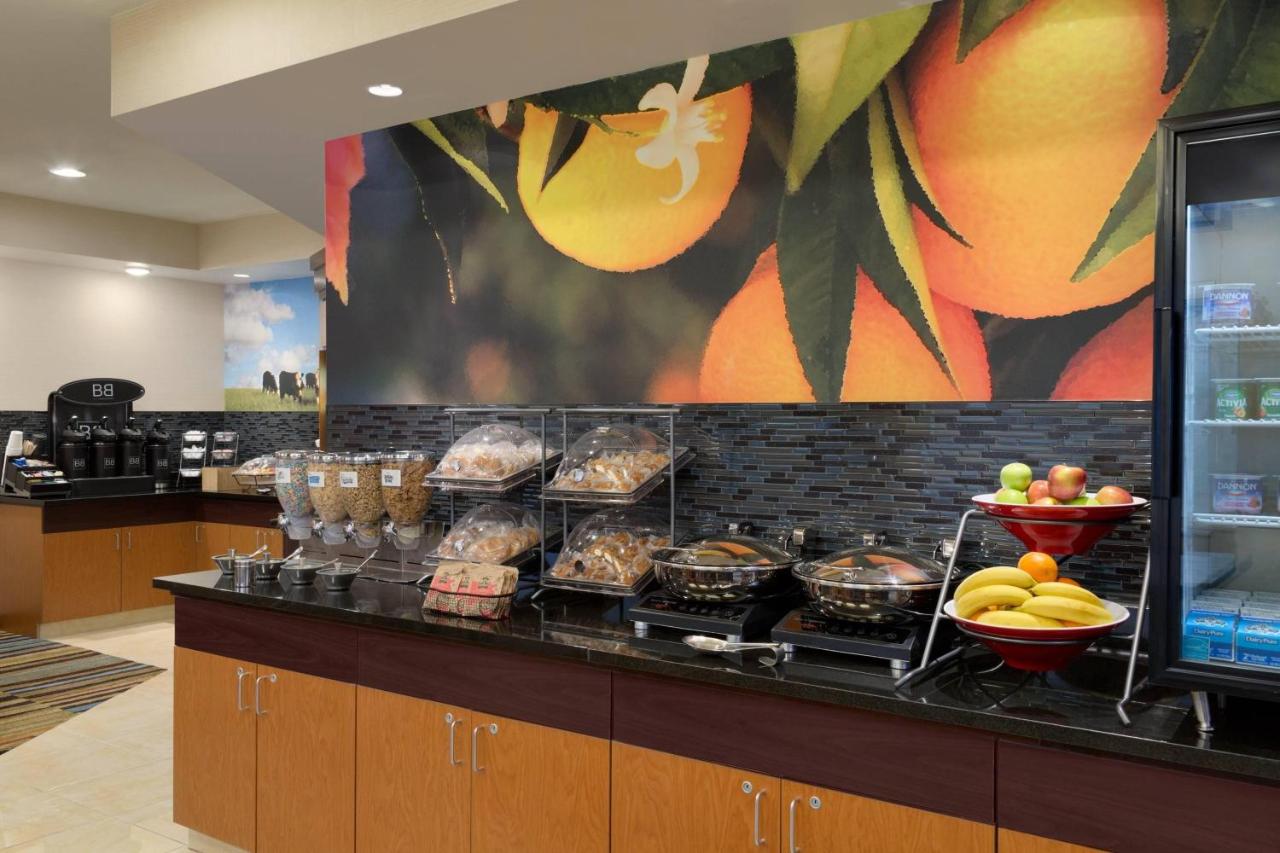 | Fairfield Inn & Suites Bismarck North