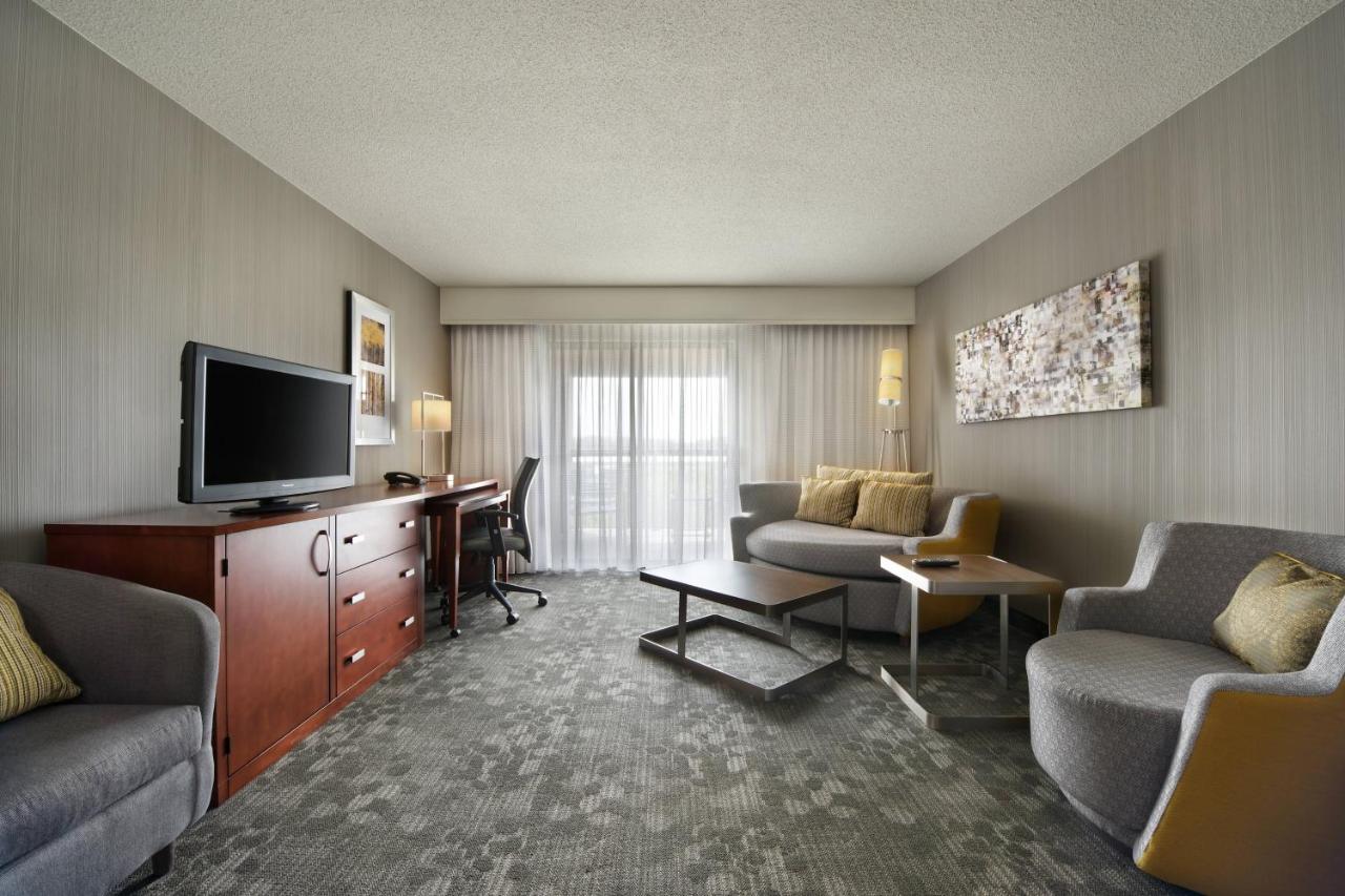 | Courtyard Mishawaka-University Area