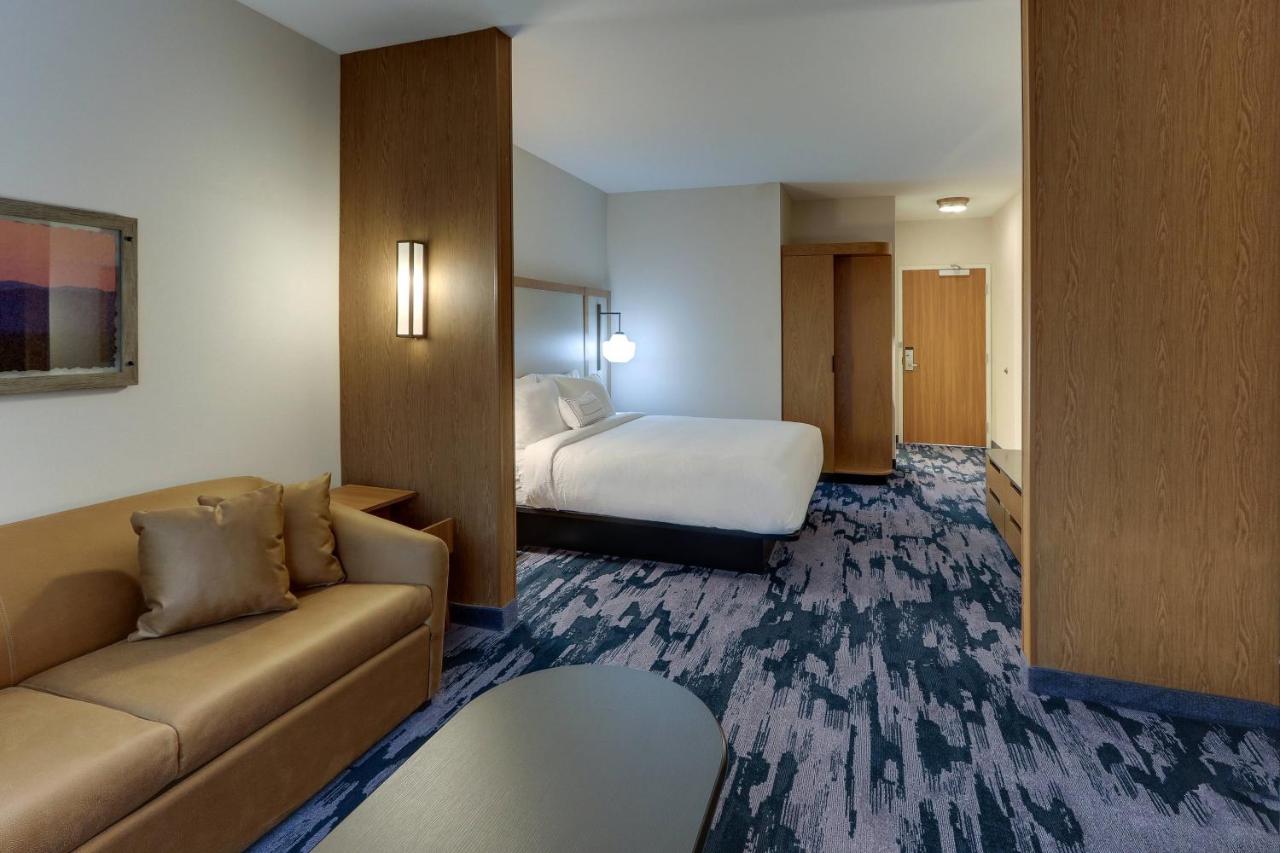 | Fairfield Inn & Suites by Marriott Asheville Weaverville