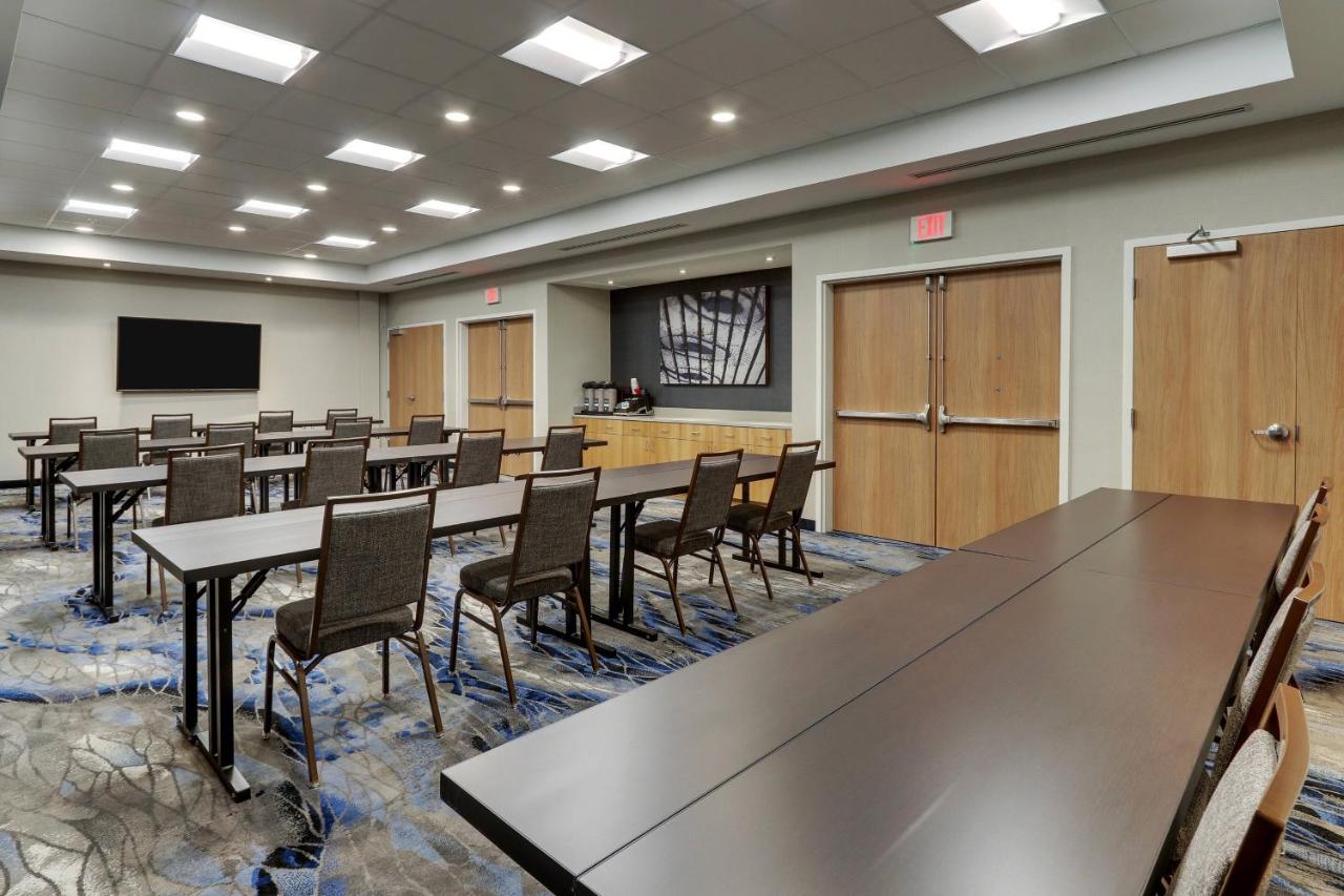 | Fairfield Inn & Suites by Marriott Asheville Weaverville