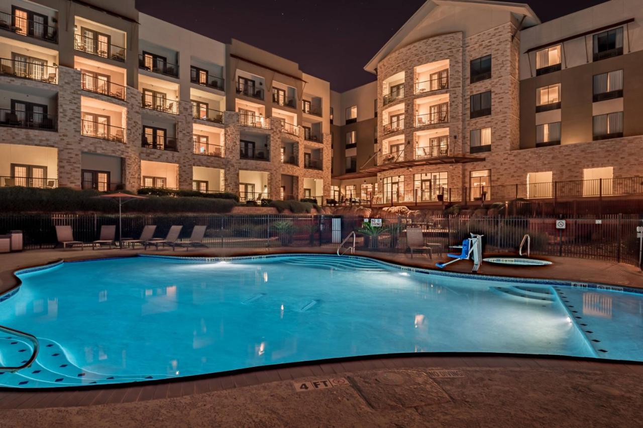| Courtyard by Marriott New Braunfels River Village