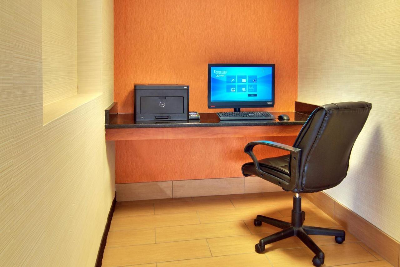 | Fairfield Inn by Marriott Clarksville