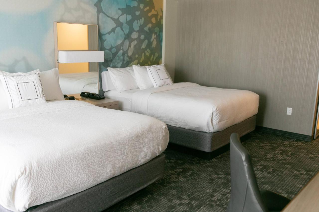 | Courtyard Elkhart