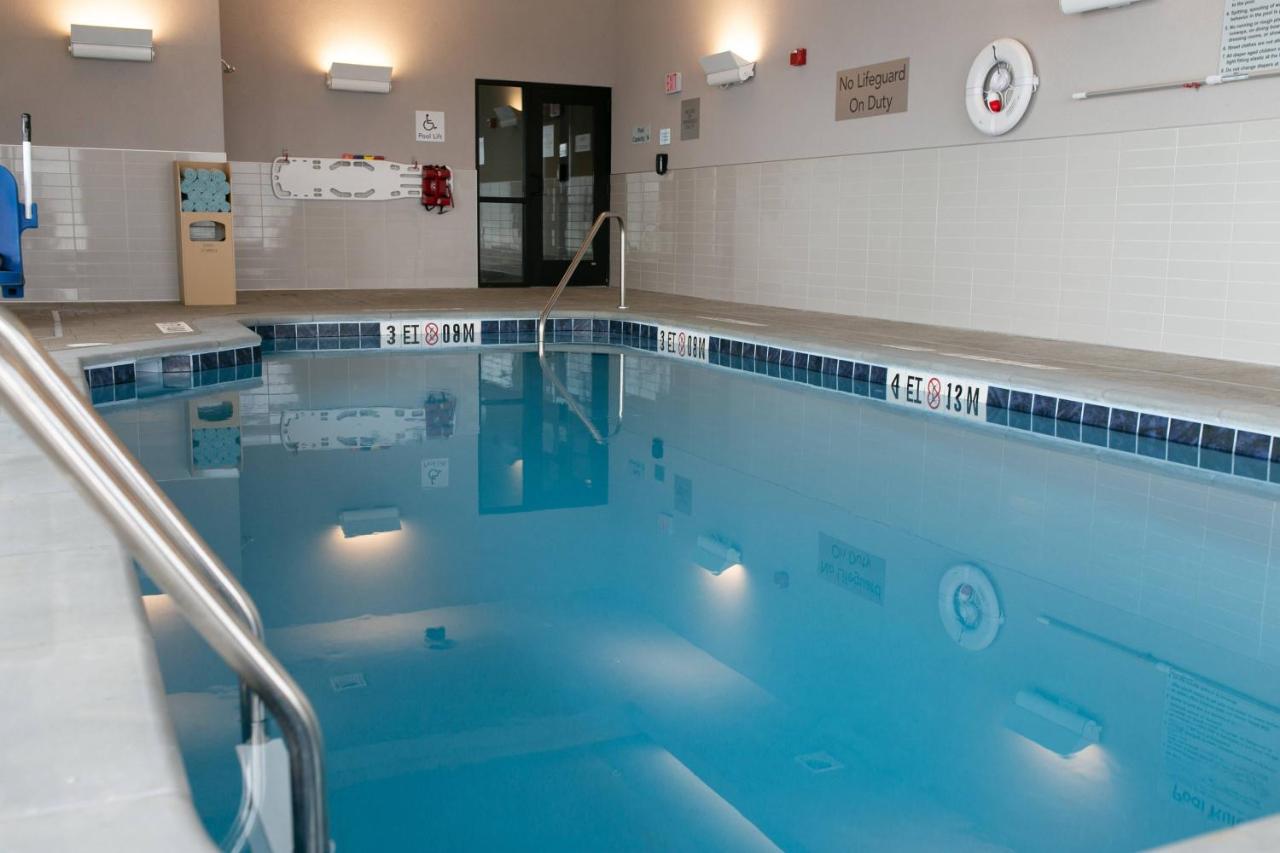 | Courtyard Elkhart