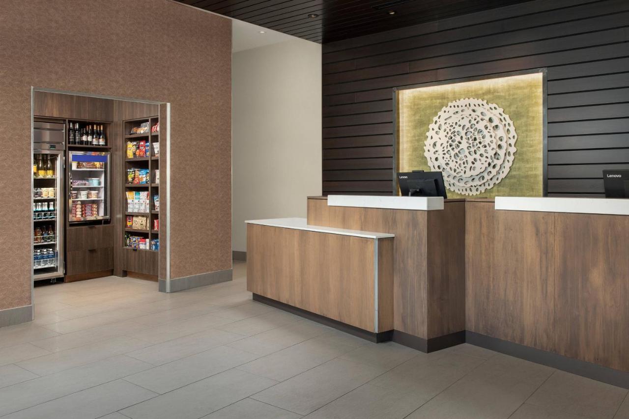 | Fairfield Inn & Suites Nashville Near Vanderbilt