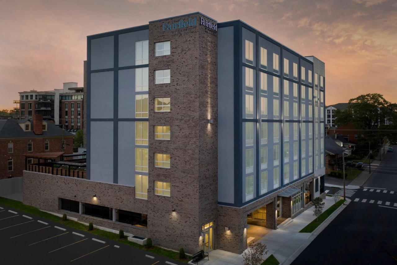 | Fairfield Inn & Suites Nashville Near Vanderbilt