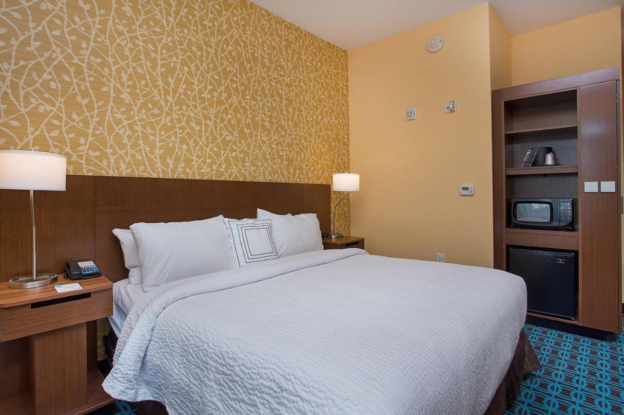 | Fairfield Inn & Suites by Marriott Nashville Hendersonville