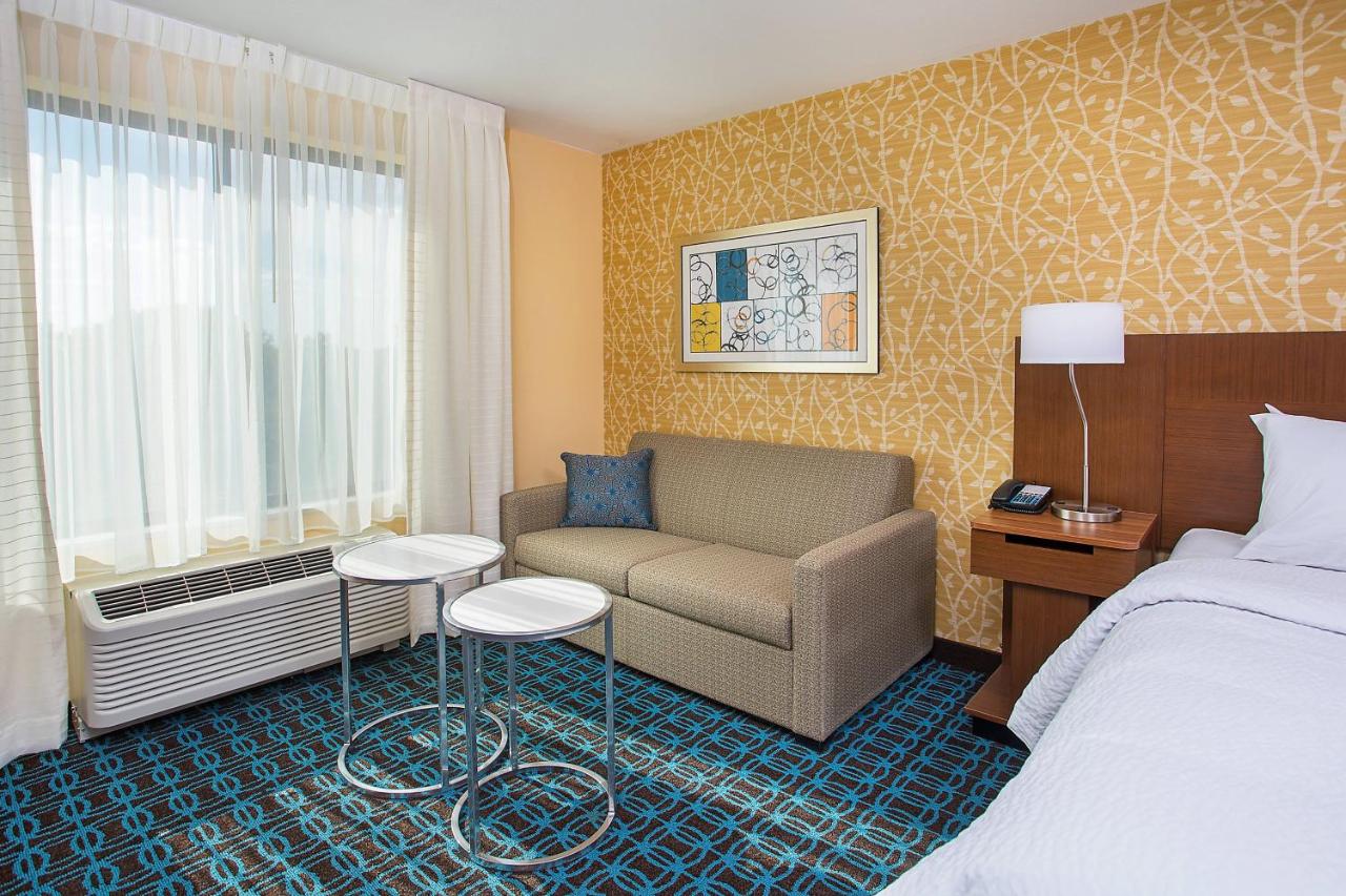 | Fairfield Inn & Suites by Marriott Nashville Hendersonville