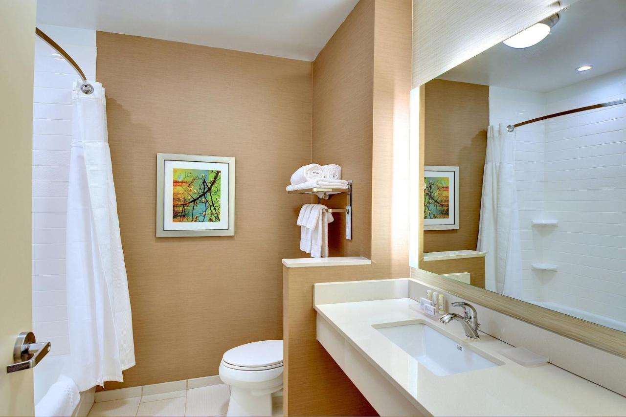 | Fairfield Inn & Suites by Marriott Nashville Downtown MetroCenter