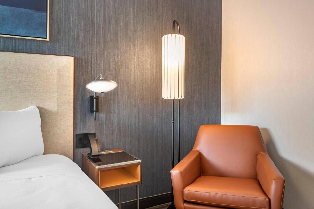 | Courtyard by Marriott Washington, DC Dupont Circle