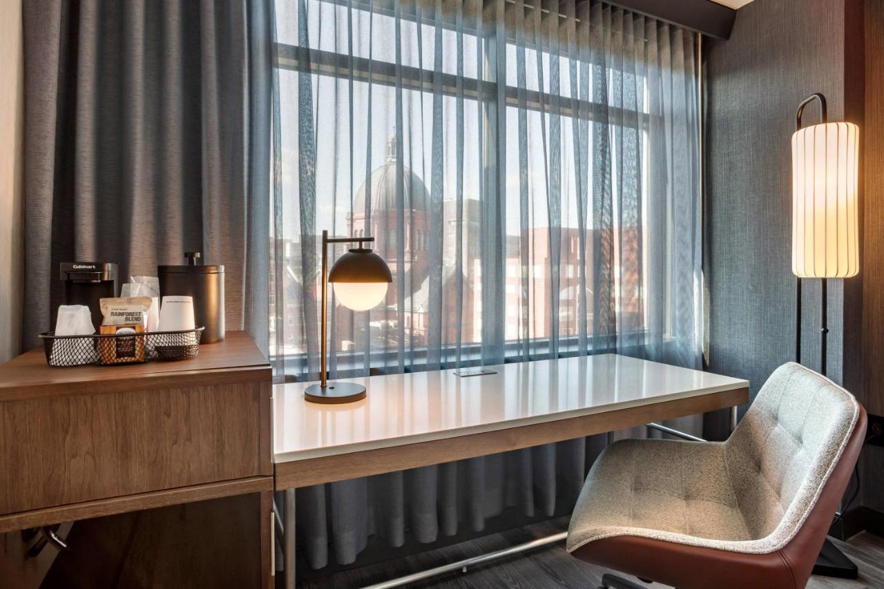 | Courtyard by Marriott Washington, DC Dupont Circle