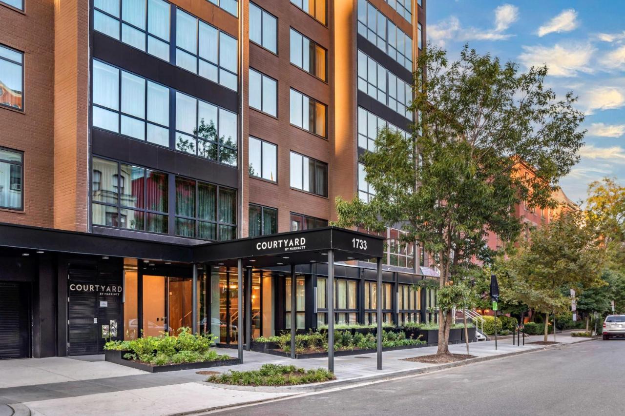 | Courtyard by Marriott Washington, DC Dupont Circle