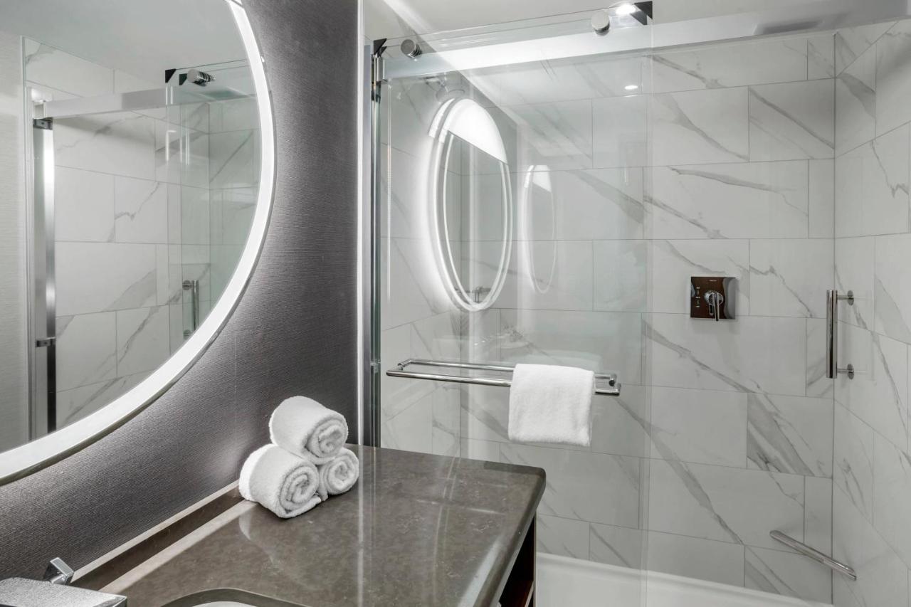 | Courtyard by Marriott Washington, DC Dupont Circle