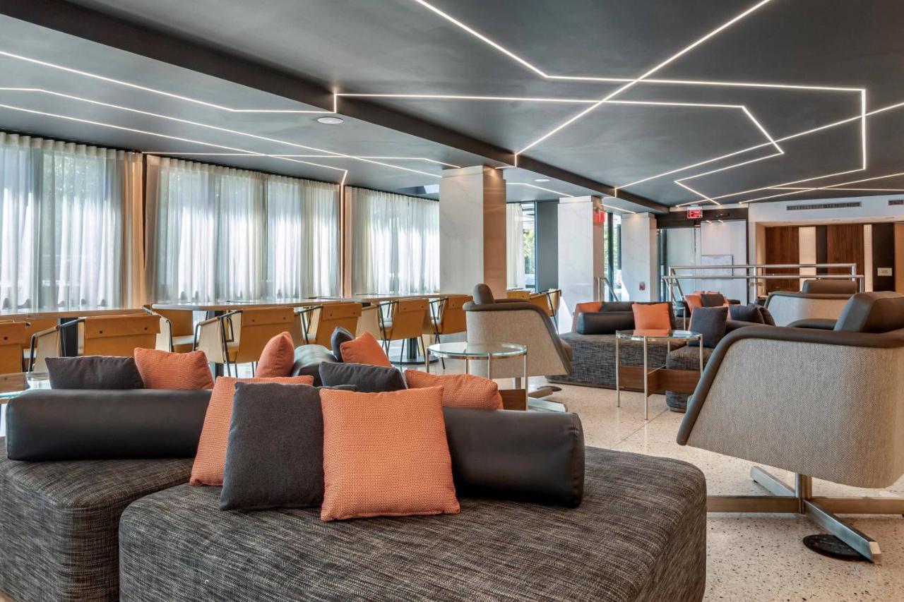 | Courtyard by Marriott Washington, DC Dupont Circle