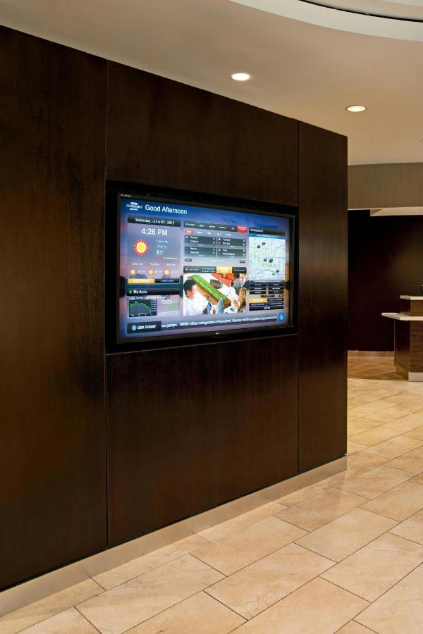 | Courtyard by Marriott Washington Capitol Hill/Navy Yard
