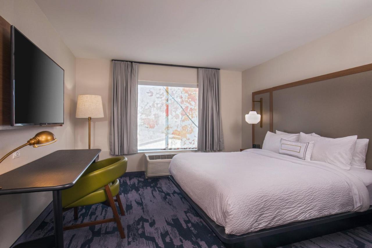 | Fairfield Inn & Suites by Marriott Boston Walpole