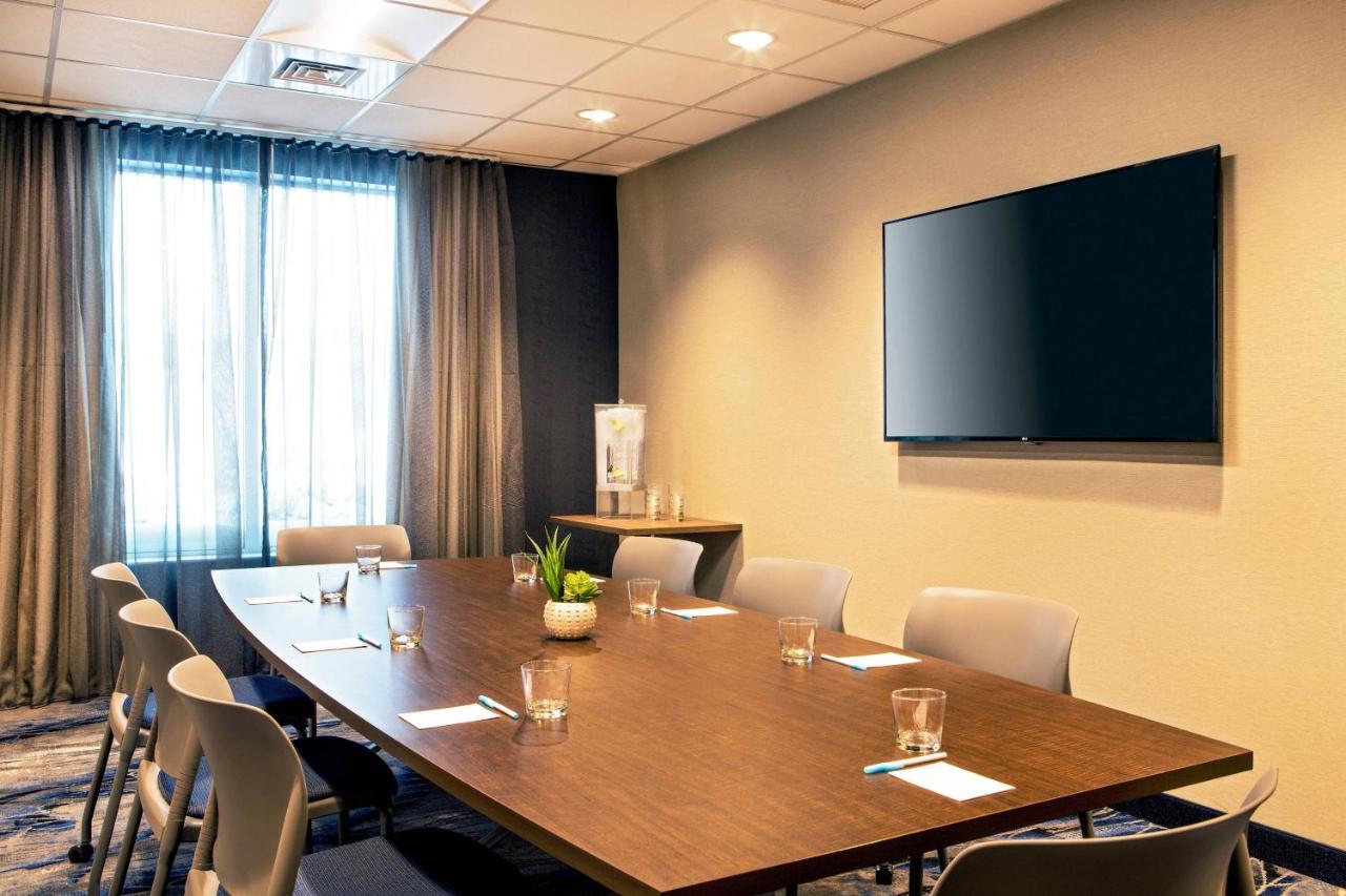 | Fairfield Inn & Suites by Marriott Boston Walpole