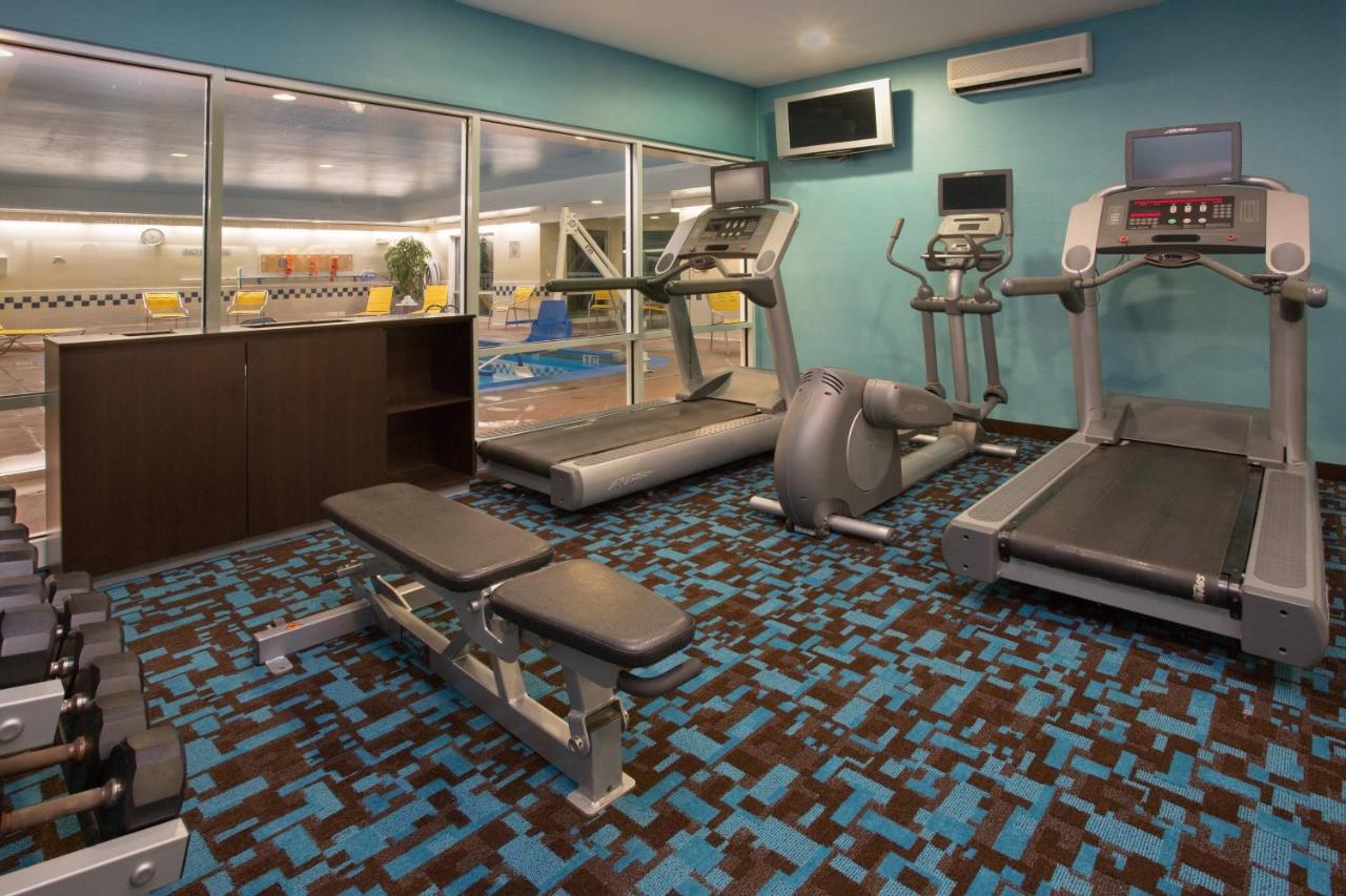 | Fairfield Inn & Suites by Marriott Boston Milford