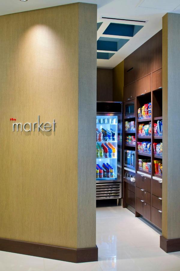 | Courtyard by Marriott Washington, DC/Foggy Bottom