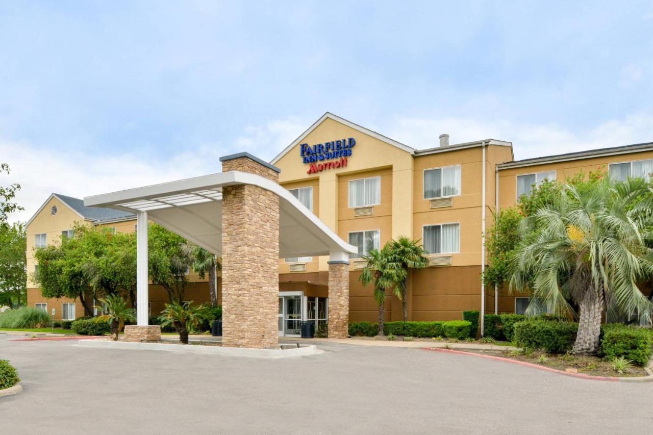 | Fairfield Inn & Suites Beaumont