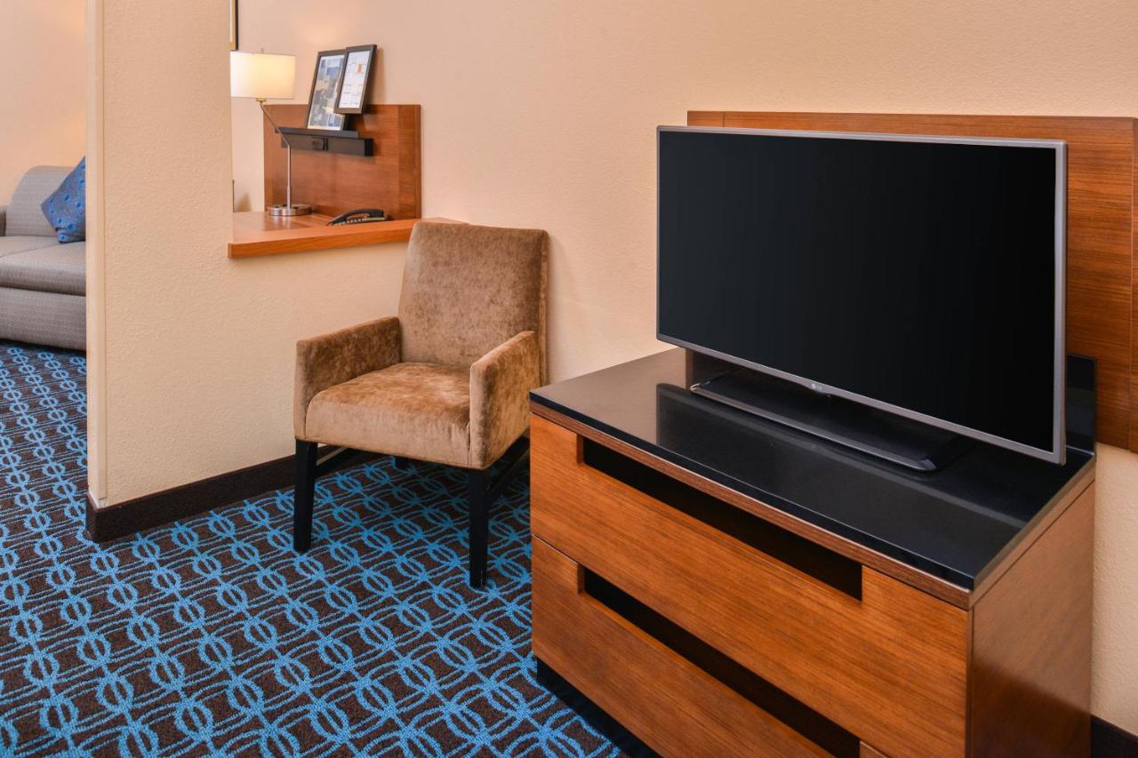 | Fairfield Inn & Suites Beaumont